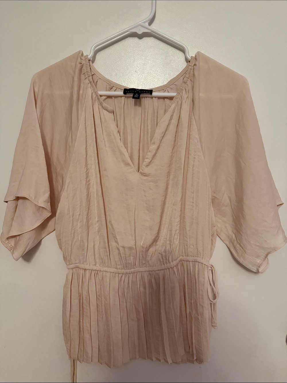 Tracy Evans Cream Blouson V-Neck Top